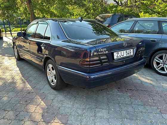 Мерседес w210 2,2 дизель 1999год. 3950$ Бендеры