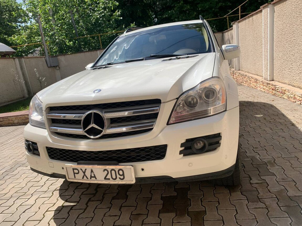 Mercedes GL 320 cdi 2009 год Bender - fotografie 7