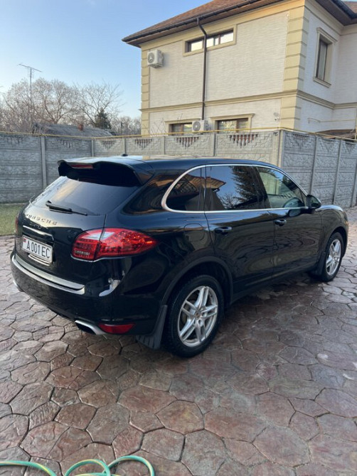 Porsche Cayenne S Hybrid Bender - fotografie 4