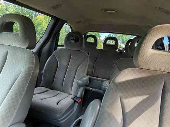 Продам авто Chrysler Voyager 2.8 дизель, 2004 год. Blijnii Hutor