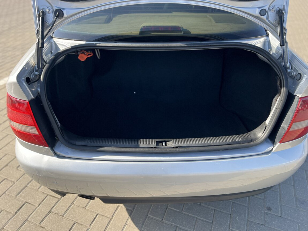 Audi A4 1.8 Бензин-Метан АВТОМАТ 3200$ Tiraspol - fotografie 8