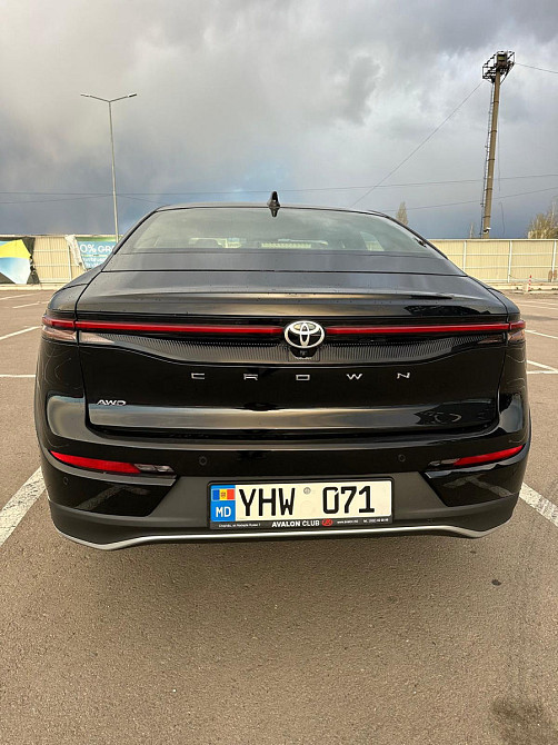 Toyota Crown Chişinău - fotografie 2