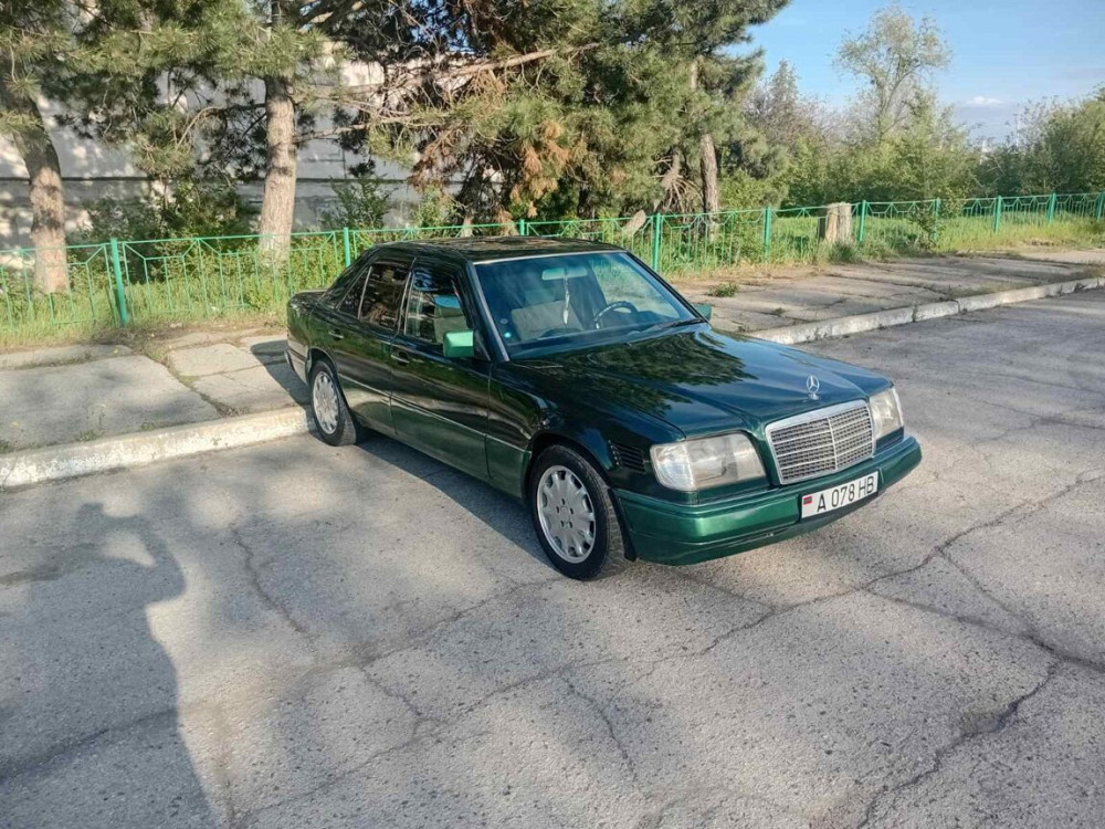 Продам Мерседес Е-124 Bender - fotografie 2