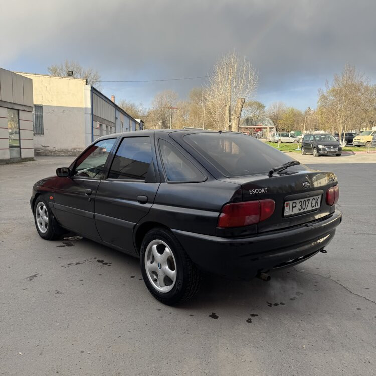 Ford Escort 1.8i 1998г. 1350$ Отличное техническое состояние! Рыбница - изображение 4