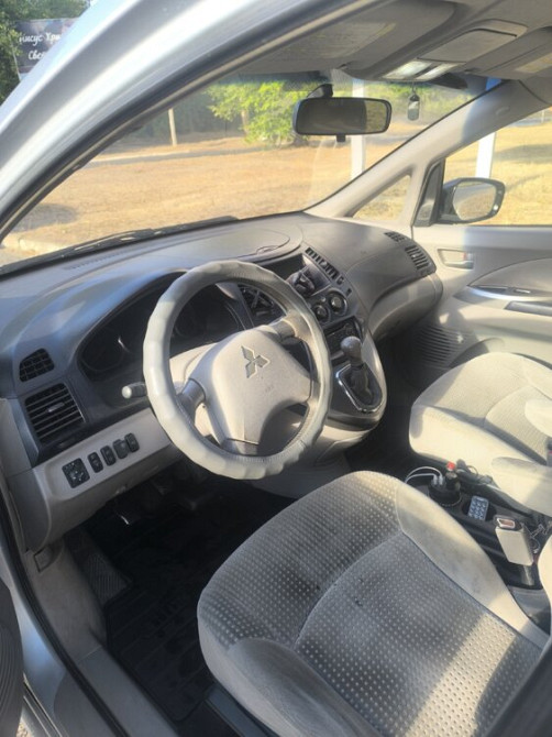 Mitsubishi Grandis 2.4 бенз-газ Тирасполь - изображение 5