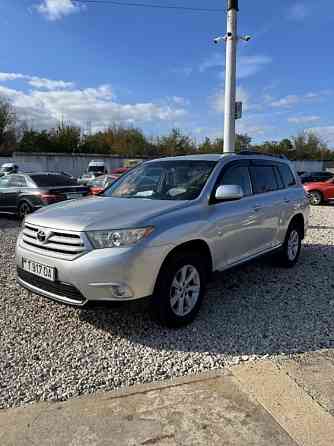 Toyota Highlander 2013 год 3.5 бензин/газ Тирасполь