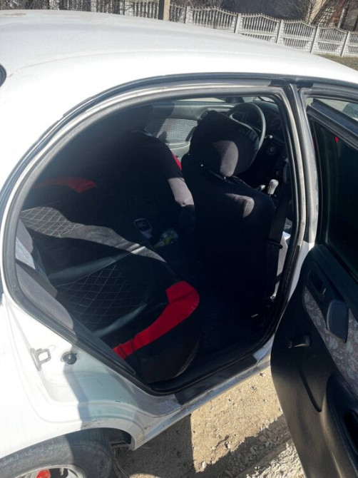Продам Toyota Carina E Căuşeni - fotografie 5