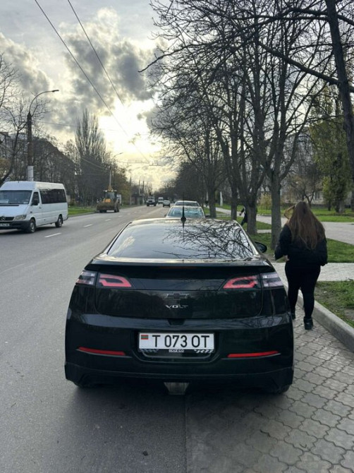 Chevrolet Volt 2011г. 1.4 гибрид / плагин Tiraspol - fotografie 2