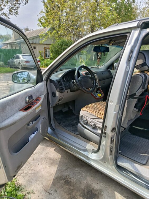 Продам Kia Carnival Bender - fotografie 4