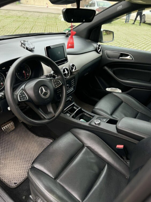 Срочно! Mercedes Benz B Class 2016 год, 1.5 дизель, отличное состояние Тирасполь - изображение 3