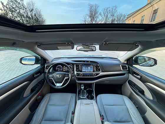 Продам Toyota Highlander 2015 г/в Тирасполь