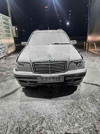 Продам авто газ метан. 2.0 бензин. Механика. Мерседес w202 Тирасполь