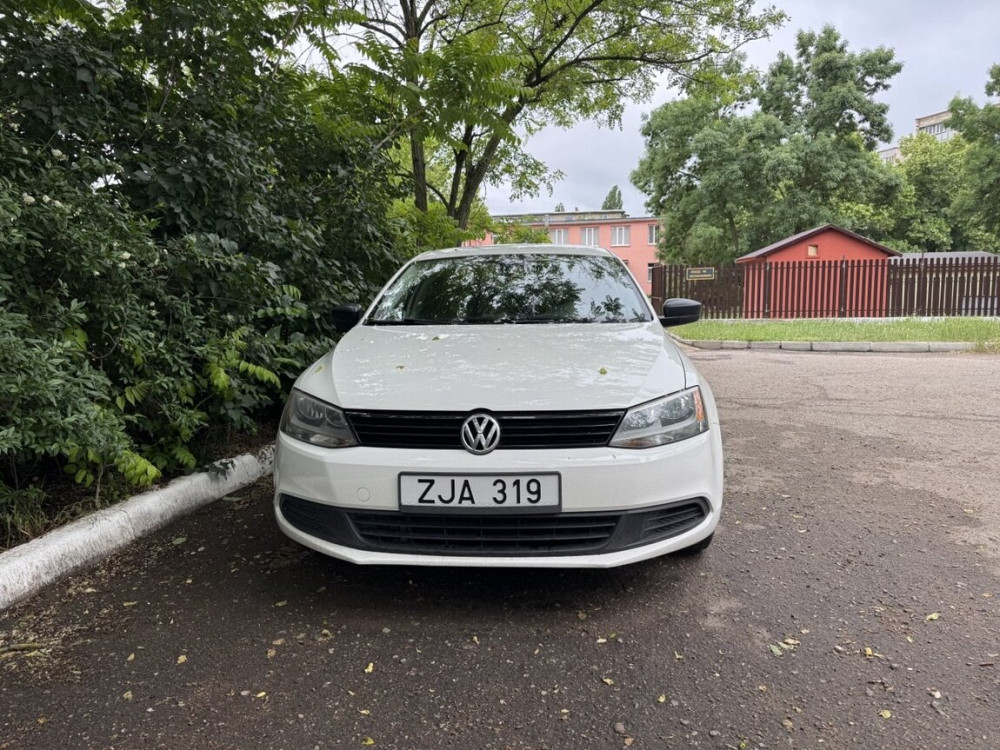Volkswagen Jetta, 2013 год, нейтральные номера Tiraspol - fotografie 1