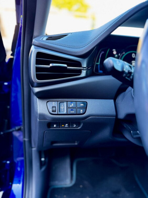 Hyundai Ioniq PHEV 2020 года Тирасполь - изображение 6