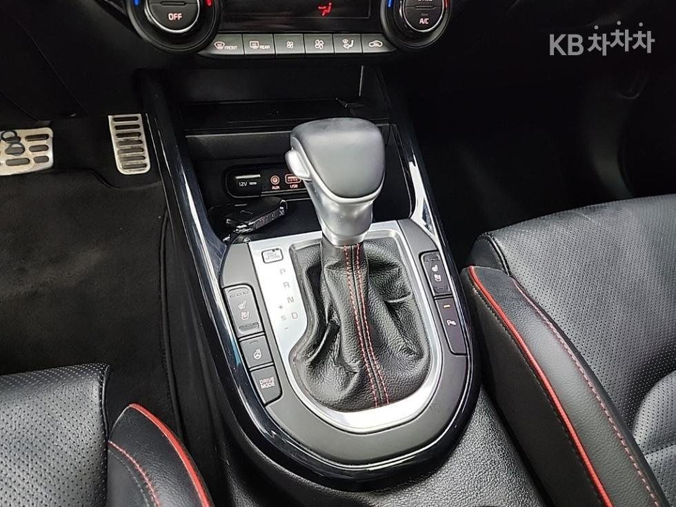 KIA K3 Chişinău - fotografie 7
