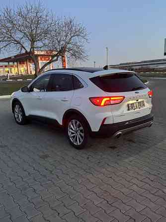 Ford Escape Titanium 2.5 hybrid. 2022год. Tiraspol