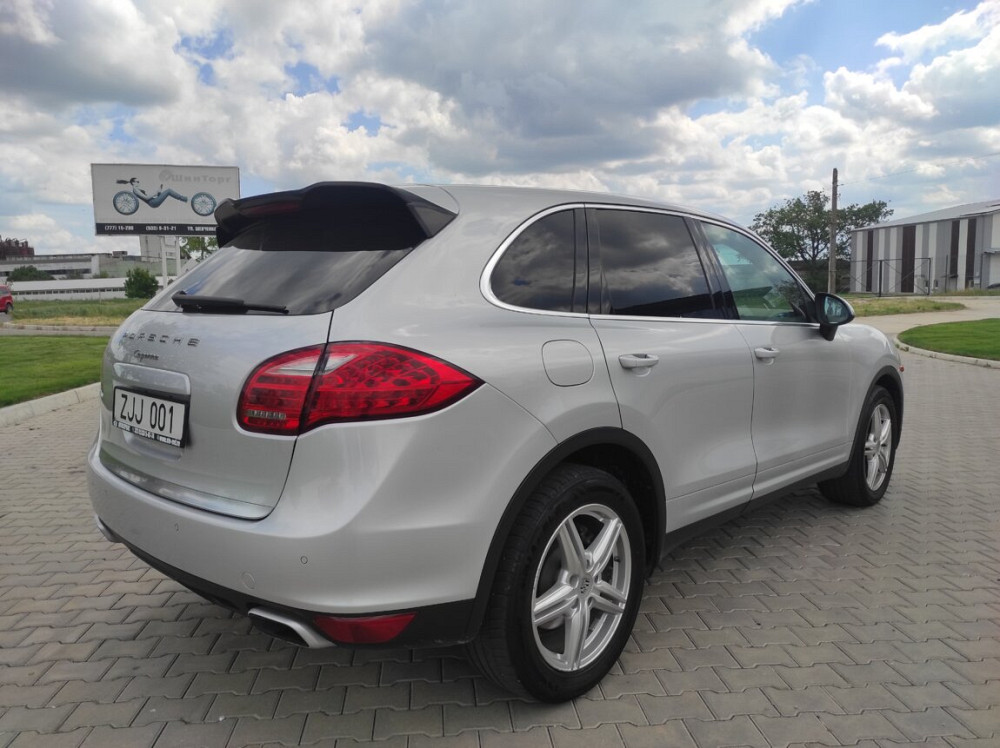 Porsche Cayenne. Нейтральный Учёт. Tiraspol - fotografie 2