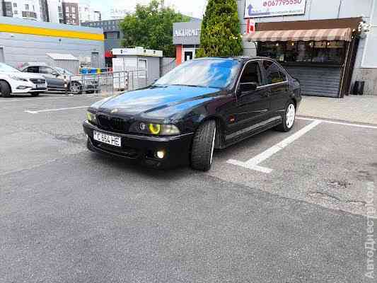 BMW 528 1999 Bender