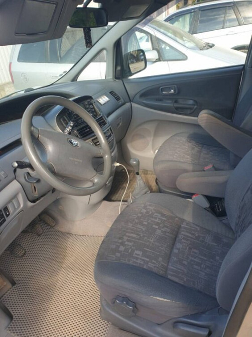 Toyota Previa Tiraspol - fotografie 3