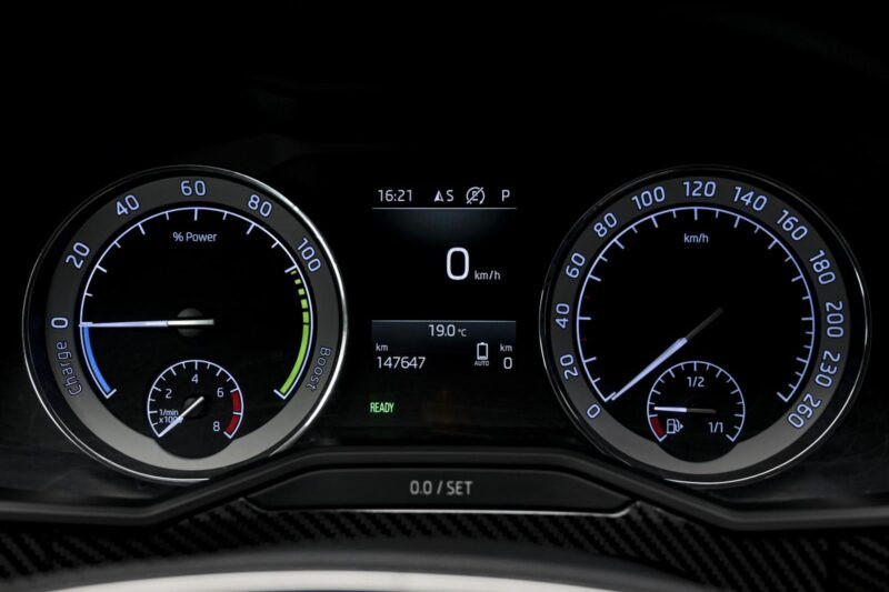 Skoda Superb Кишинёв - изображение 3