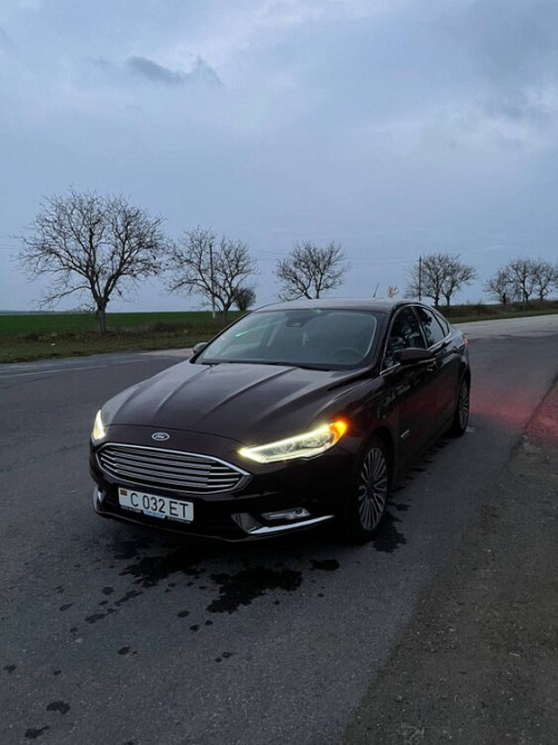Ford Fusion 2017г. 2.0 plug-in-hybrid. Titanium. Rîbnița - fotografie 10