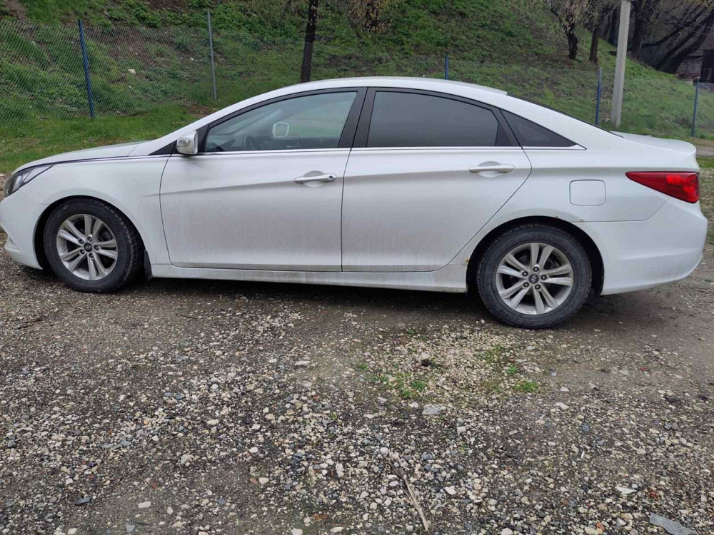Hyundai Sonata Chişinău - fotografie 4