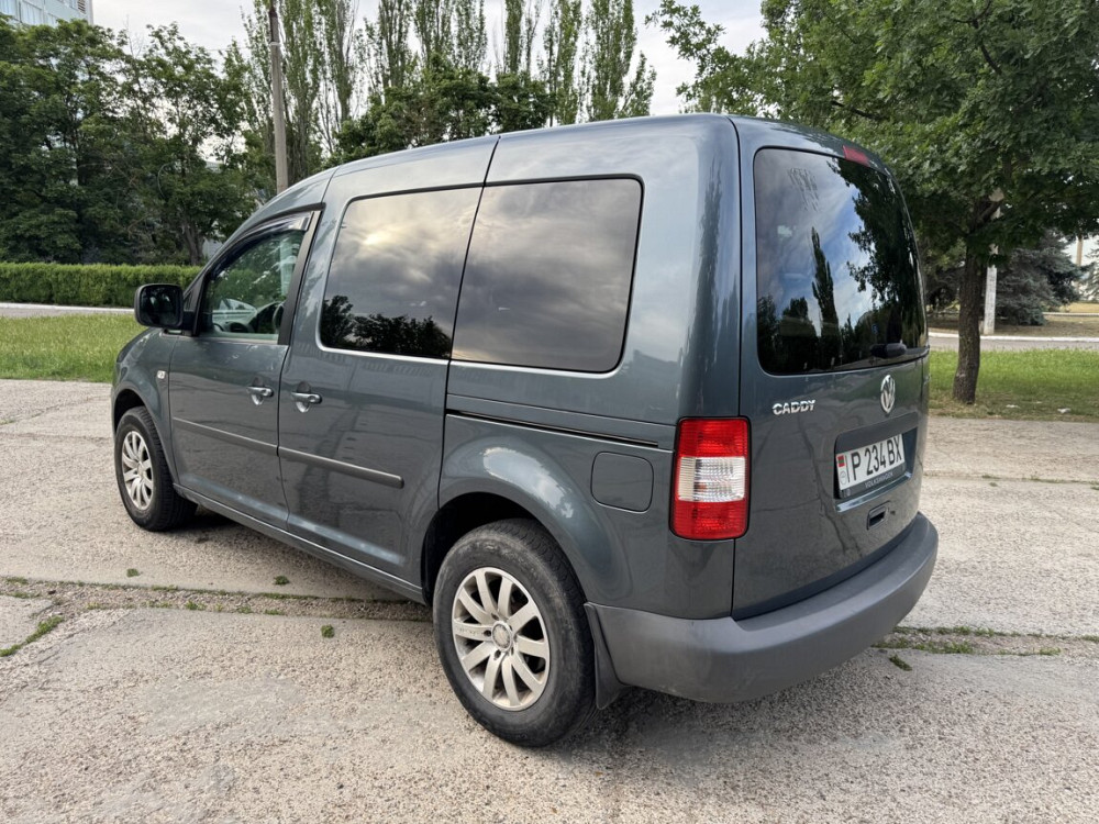 VW Caddy, АВТОМАТ, ДИЗЕЛЬ Тирасполь - изображение 4