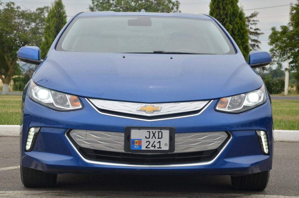 Chevrolet Volt 2017 модельный год. Plug-in hybrid Терновка - изображение 1
