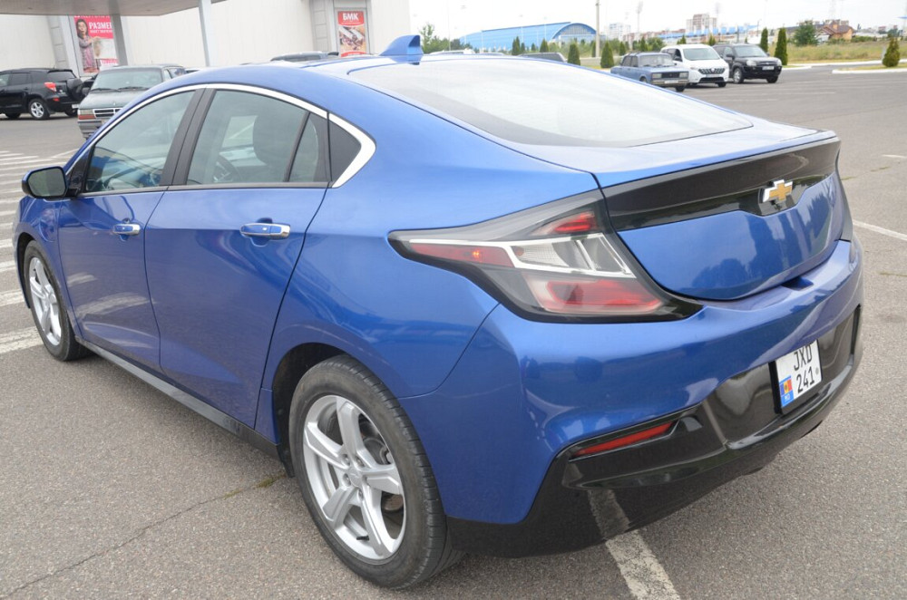 Chevrolet Volt 2017 модельный год. Plug-in hybrid Терновка - изображение 5