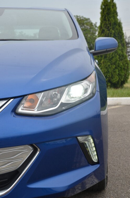 Chevrolet Volt 2017 модельный год. Plug-in hybrid Терновка - изображение 8