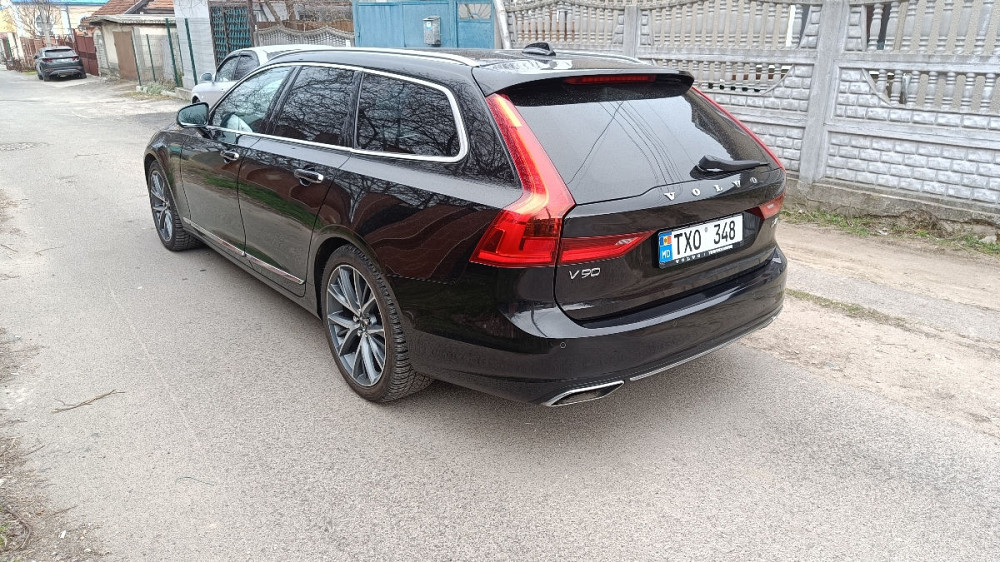 Volvo V90 Rezina - fotografie 4
