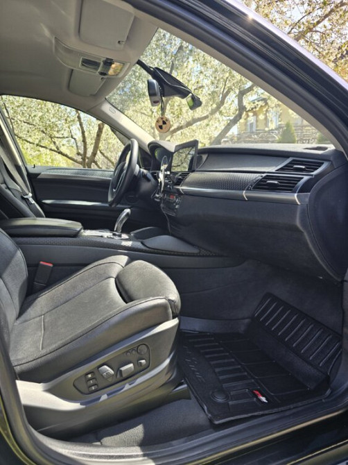 BMW X6, 2010г., 3,0 Бензин, Автомат, Нейтральные номера, Бендеры - изображение 8