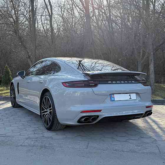 Porsche Panamera Chişinău