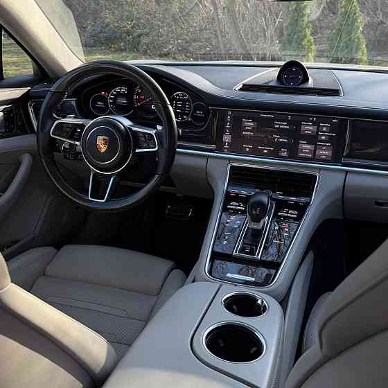Porsche Panamera Chişinău