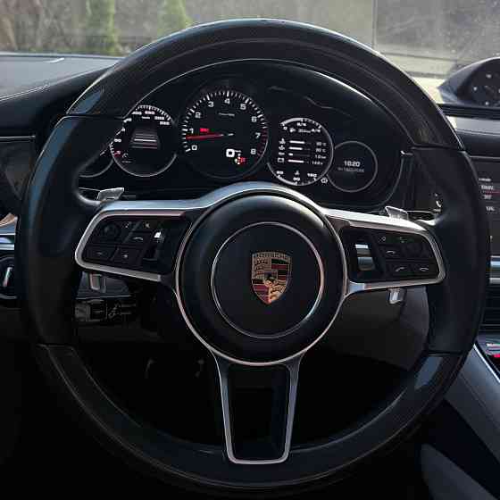 Porsche Panamera Chişinău
