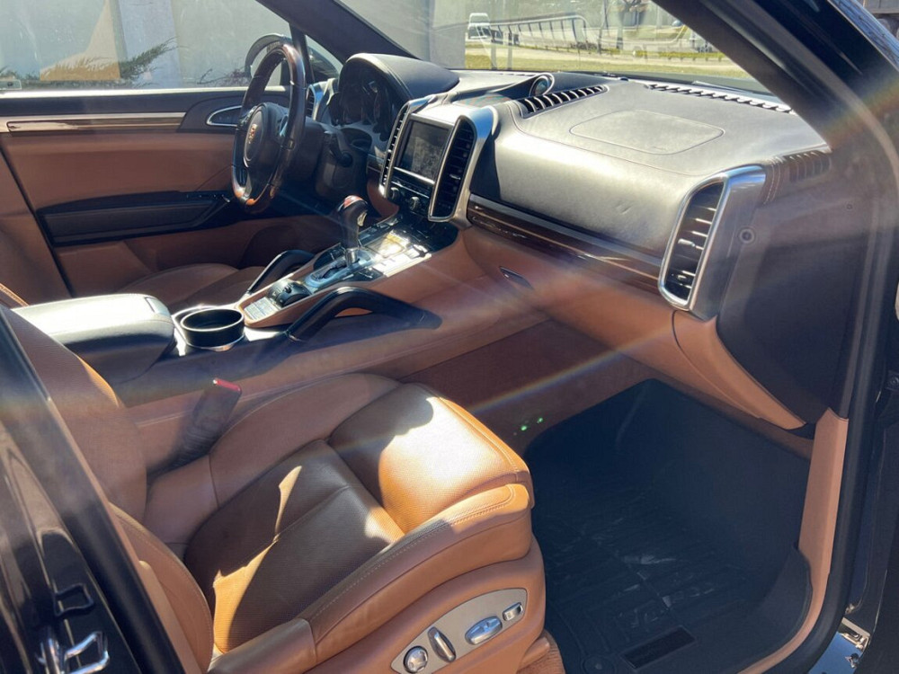 Porsche Cayenne S hybrid 2014 года. Bender - fotografie 9