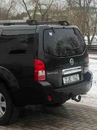Nissan Pathfinder, 15 лет в одних руках, обслужен полностью... Тирасполь
