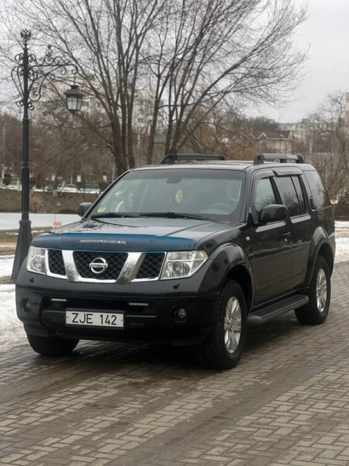 Nissan Pathfinder, 15 лет в одних руках, обслужен полностью... Тирасполь - изображение 1