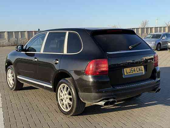 Porsche Cayenne 3.2 бензин автомат 2500$ без торга Тирасполь