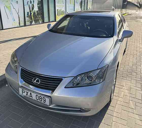 Продам Lexus ES 3.5 V6 •метан 4+•кожа•люк•CarPlay•отличное состояние Бендеры