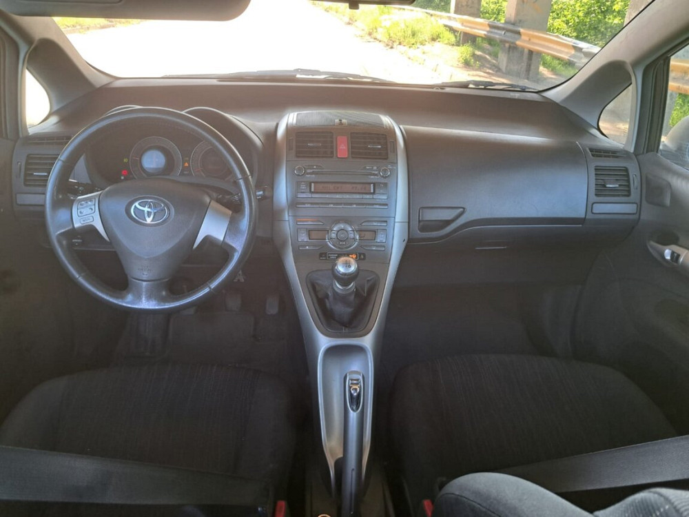 Toyota Auris 2008 1.4 Tiraspol - fotografie 5