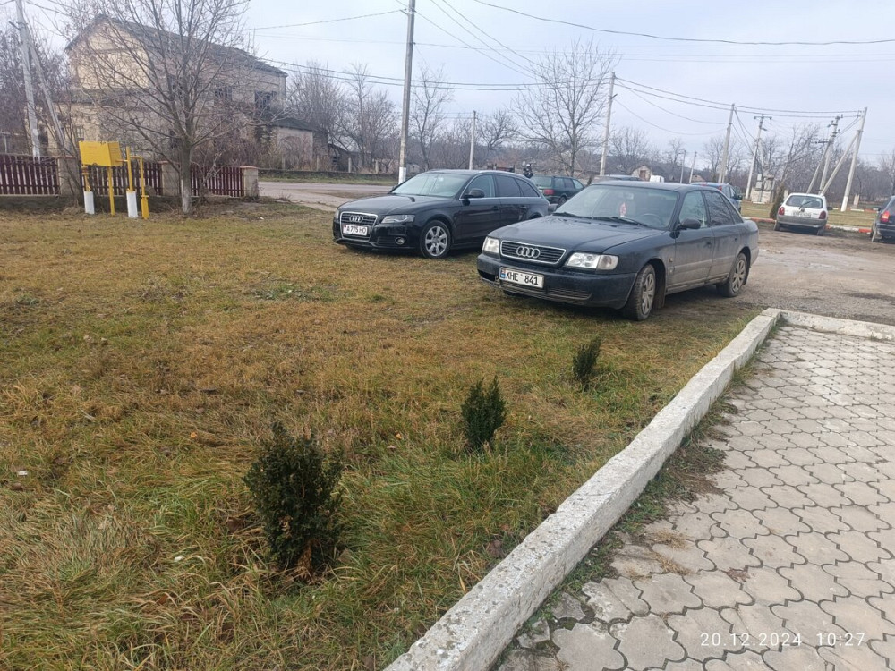 Продам Ауди А4 B8 Rîbnița - fotografie 4