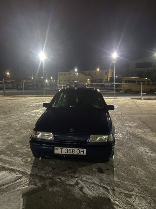 Opel Vectra A 2.0 Бениз-Газ Метан Tiraspol - fotografie 2