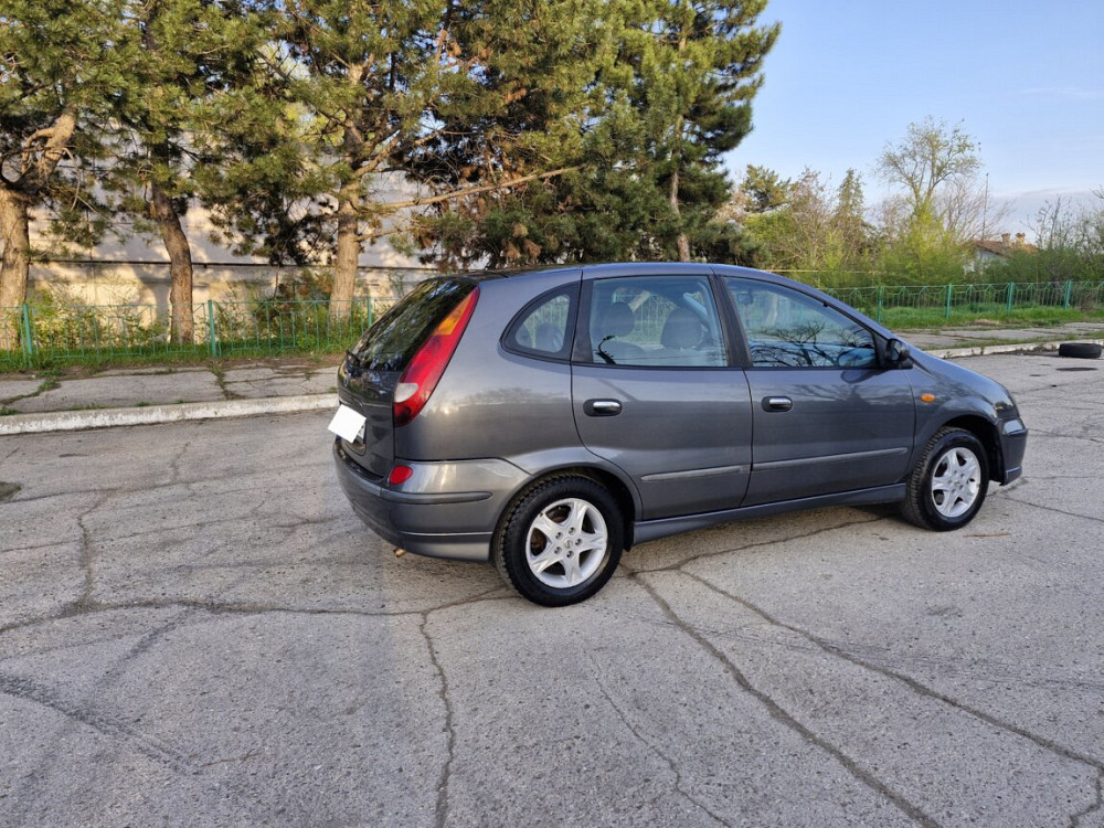 Nissan almera tino 2005 Bender - fotografie 3