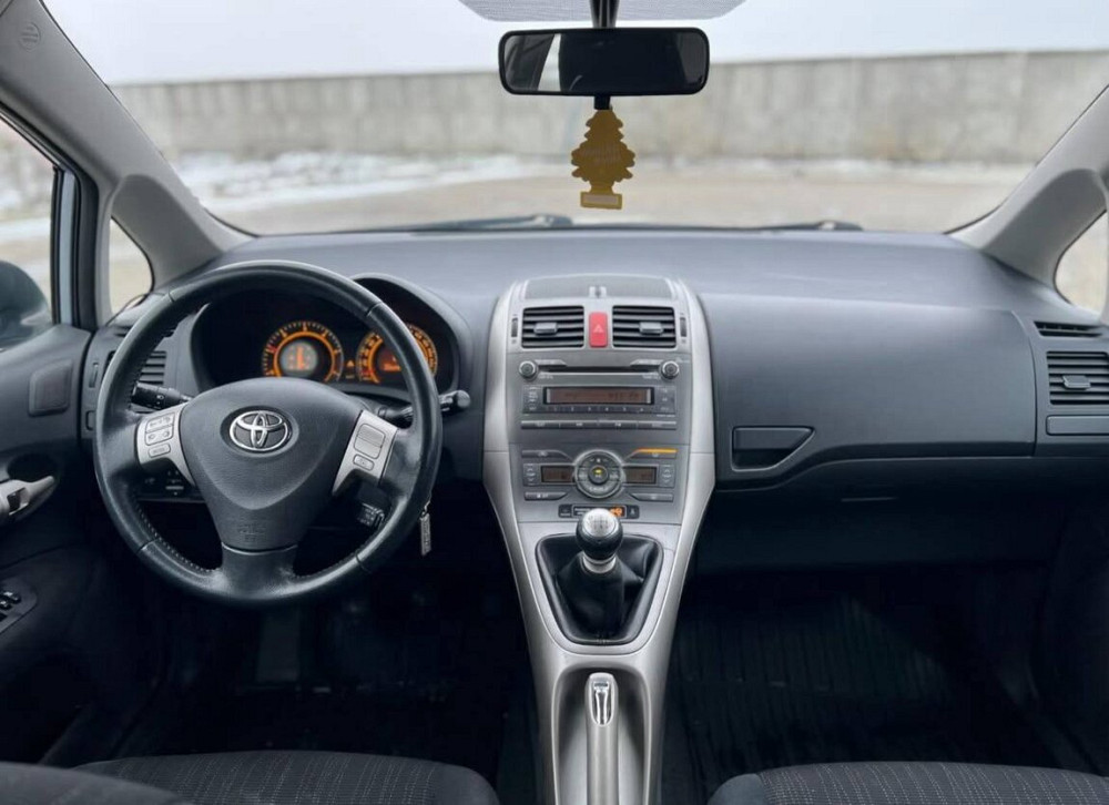 Toyota Auris 2007г, 2.0 Дизель Тирасполь - изображение 4