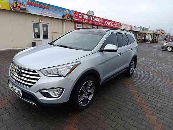 Hyundai Grand Santa Fe 3.3 AT 4WD Style Parcani