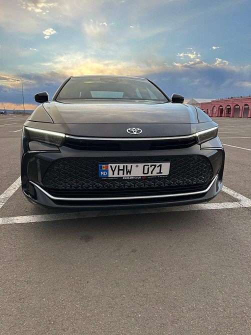 Toyota Crown Chişinău - fotografie 1