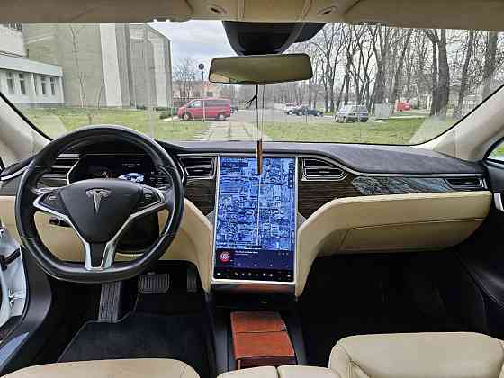 Tesla model S 90D Тирасполь