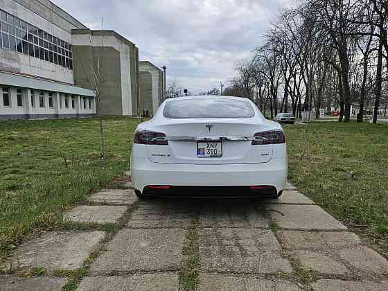 Tesla model S 90D Тирасполь