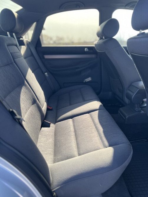 Audi A4 1.8 Бензин-Метан АВТОМАТ 3200$ Tiraspol - fotografie 5